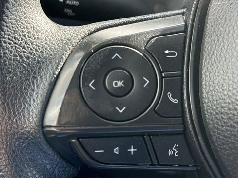Used 2023 Toyota Corolla LE image 31