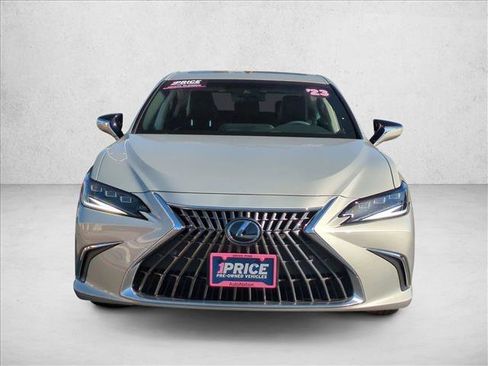 Used 2023 Lexus ES 300h ES 300h Luxury image 2