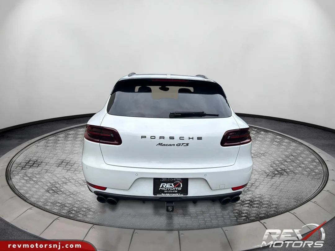 Used 2018 Porsche Macan GTS AWD/4WD image 4