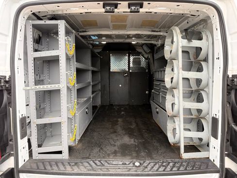 Used 2019 Ford Transit 250 130 Low Roof RWD image 21