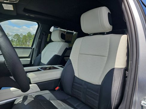 Used 2022 Toyota Tundra Capstone image 17