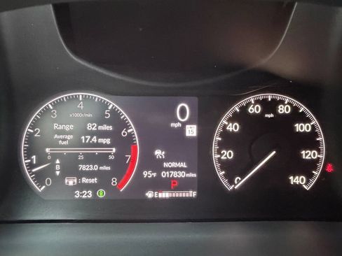Used 2024 Honda Pilot TrailSport image 27