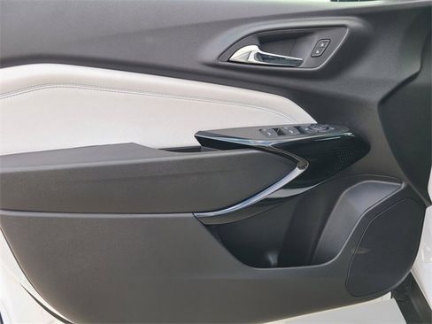 New 2026 Chevrolet Trax LT image 19