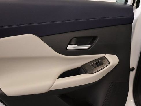 New 2026 Nissan Sentra SL w/ Floor Mat Package FWD image 27