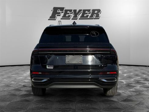 Used 2024 Lincoln Nautilus Reserve w/ Equipment Group 203A image 4