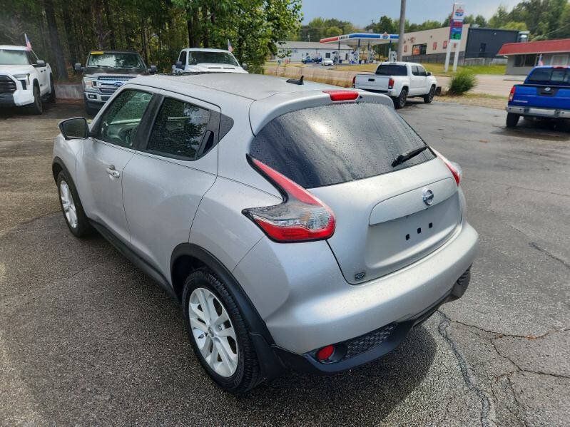 Used 2015 Nissan Juke SV w/ Technology Package FWD image 6