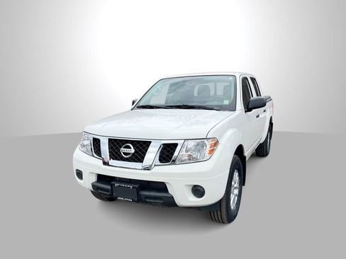 Used 2021 Nissan Frontier SV w/ SV Utility Package image 1