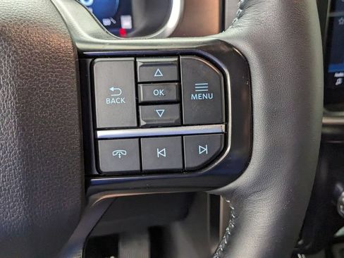 Certified 2025 Ford F150 Platinum w/ FX4 Off-Road Package AWD/4WD image 34