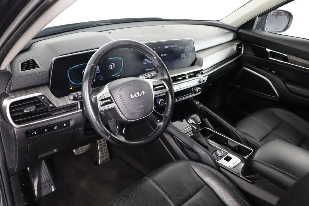 Used 2024 Kia Telluride EX AWD/4WD image 27