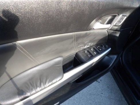 Used 2013 Honda Crosstour EX-L image 24