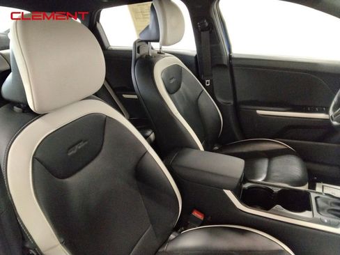 Used 2025 Kia K4 GT-Line w/ GT-Line Premium Package image 39