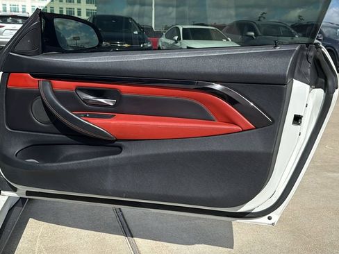 Used 2015 BMW M4 Coupe image 27