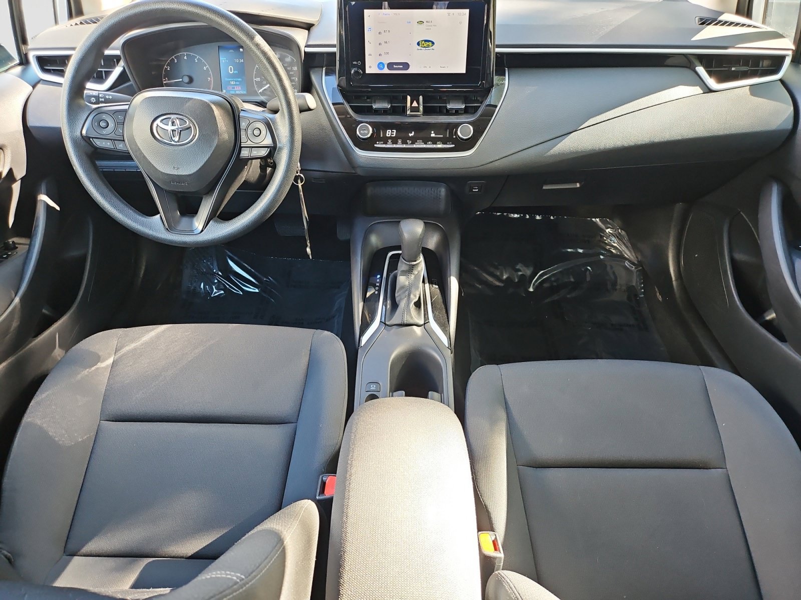 Used 2025 Toyota Corolla LE FWD image 16