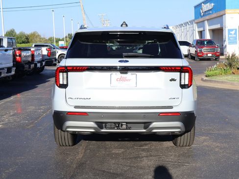 New 2026 Ford Explorer Platinum w/ LUX Leather Package AWD/4WD image 24