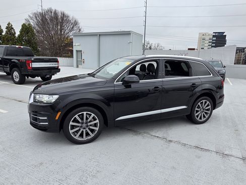 Used 2019 Audi Q7 3.0T Premium Plus w/ Premium Plus Package image 2