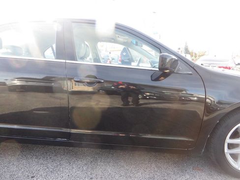 Used 2012 Ford Fusion SEL image 19