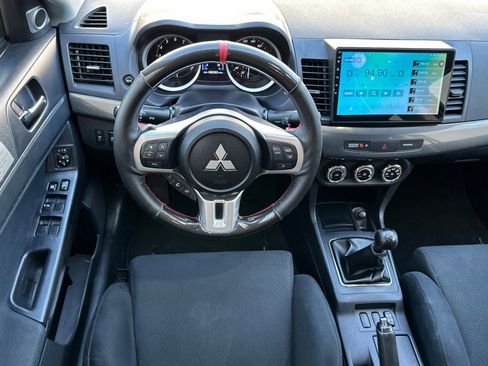 Used 2011 Mitsubishi Lancer Evolution GSR image 16