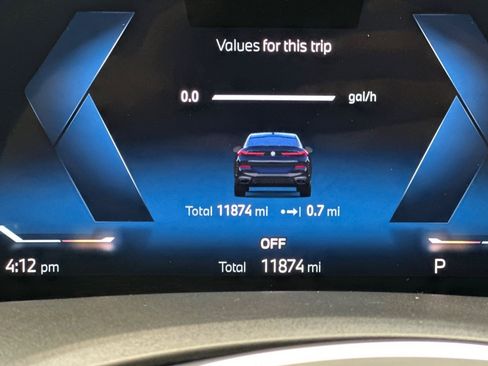 Certified 2024 BMW X6 xDrive40i w/ Premium Package image 17