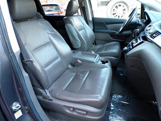 Used 2012 Honda Odyssey EX-L image 16
