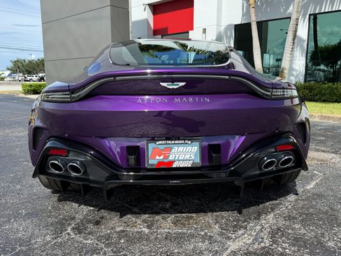 Used 2025 Aston Martin V8 Vantage Coupe RWD image 20
