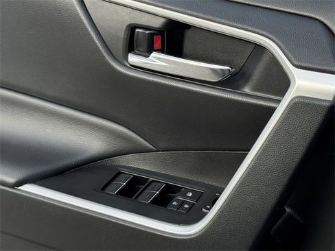 Used 2024 Toyota RAV4 XLE image 22