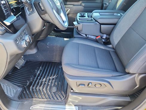 New 2026 GMC Sierra 3500 SLE w/ SLE Value Package image 8