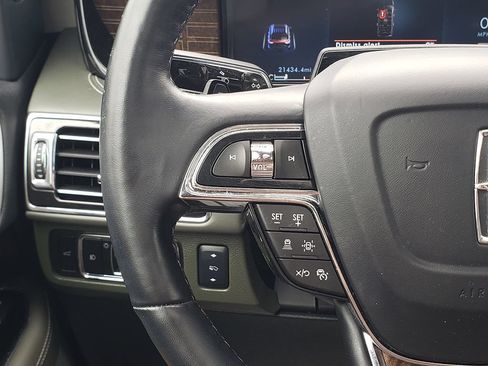 Used 2024 Lincoln Navigator Black Label AWD/4WD image 29