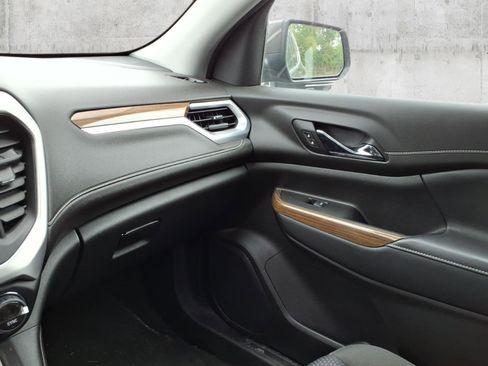 Used 2020 GMC Acadia SLE AWD/4WD image 15