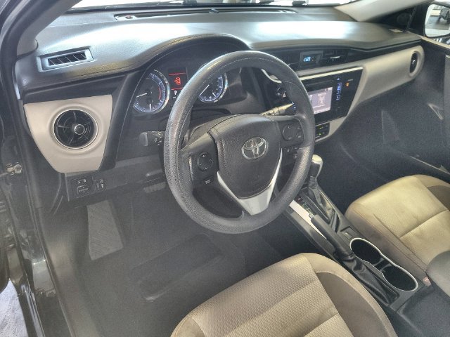 Used 2017 Toyota Corolla LE FWD image 14