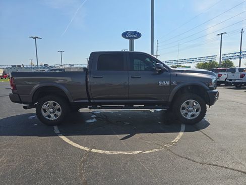 Used 2018 RAM 2500 Laramie w/ Sport Appearance Group AWD/4WD image 4