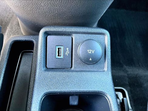 Used 2021 Ford Transit Connect XL image 22