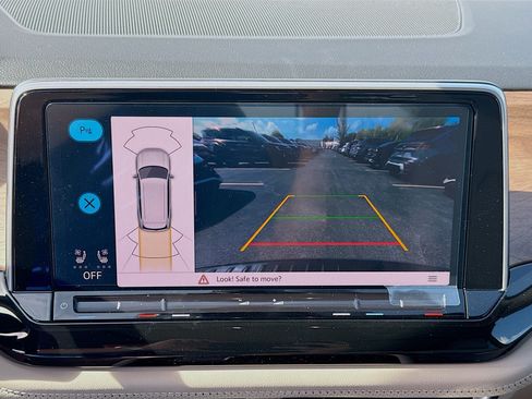 New 2026 Volkswagen Atlas SE FWD image 13