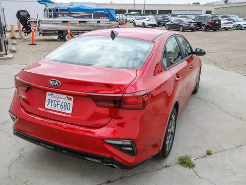 Used 2019 Kia Forte LXS FWD image 9