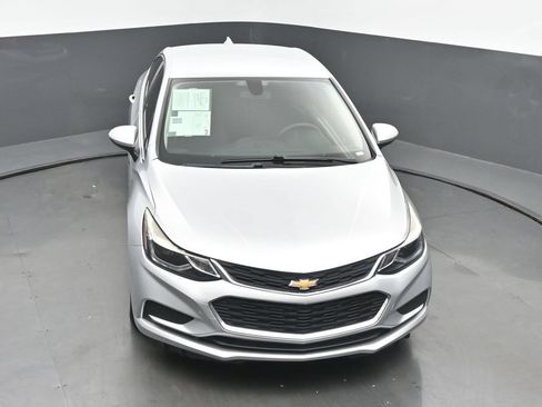 Used 2018 Chevrolet Cruze LT w/ Convenience Package FWD image 47