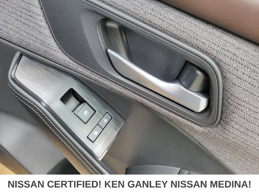 Certified 2021 Nissan Rogue SV AWD/4WD image 49