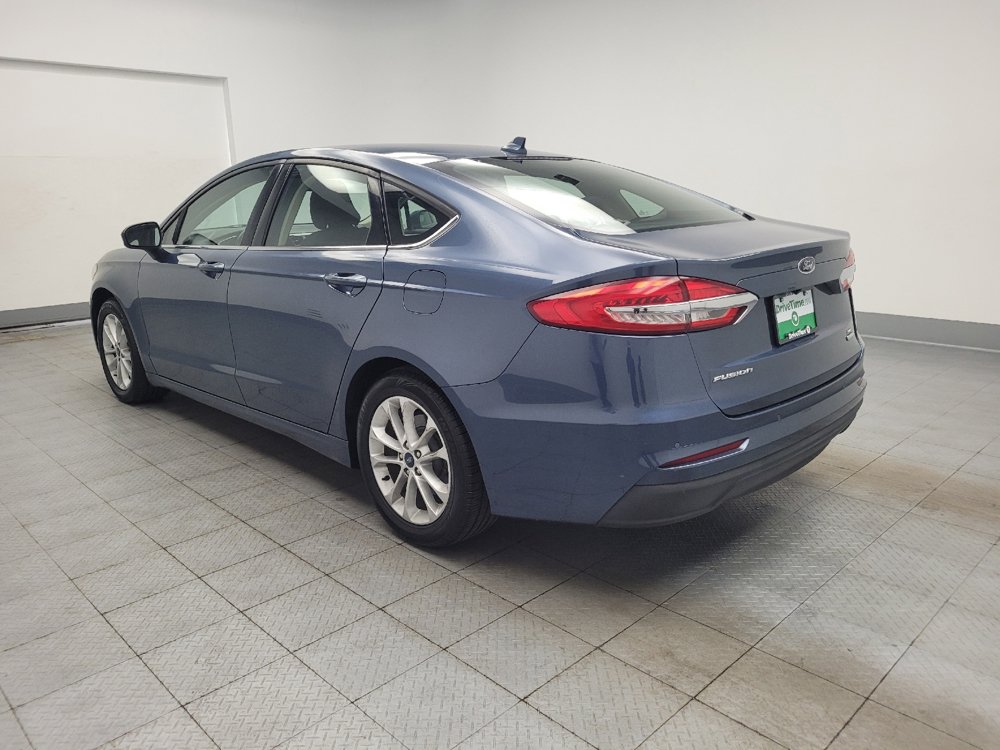 Used 2019 Ford Fusion SE FWD image 5