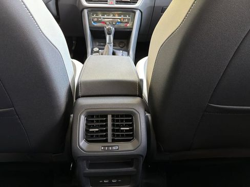 New 2026 Volkswagen Taos SE AWD/4WD image 28