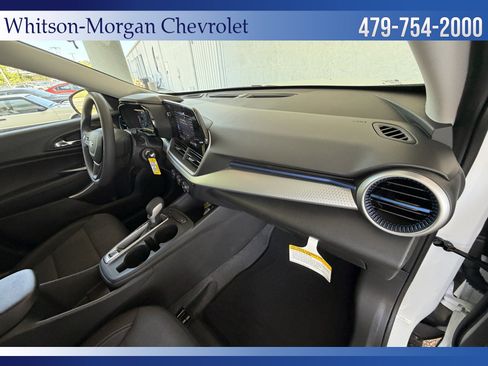 New 2026 Chevrolet Trax LS FWD image 29