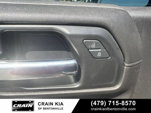 Used 2020 Chevrolet Silverado 1500 LT Trail Boss AWD/4WD image 13