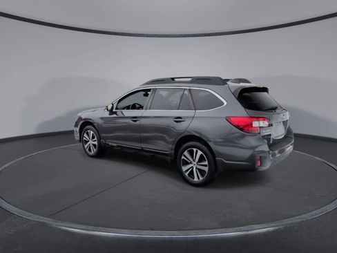 Used 2019 Subaru Outback 3.6R Limited image 6