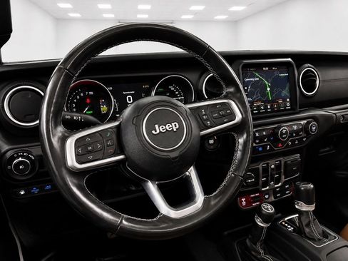 Used 2022 Jeep Wrangler Unlimited Rubicon 4xe w/ Steel Bumper Group AWD/4WD image 28