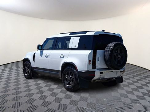 Used 2022 Land Rover Defender 110 S AWD/4WD image 7