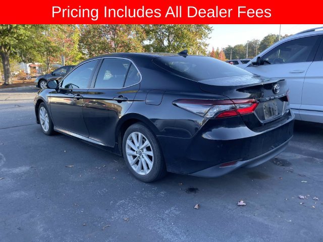 Used 2021 Toyota Camry LE FWD image 4