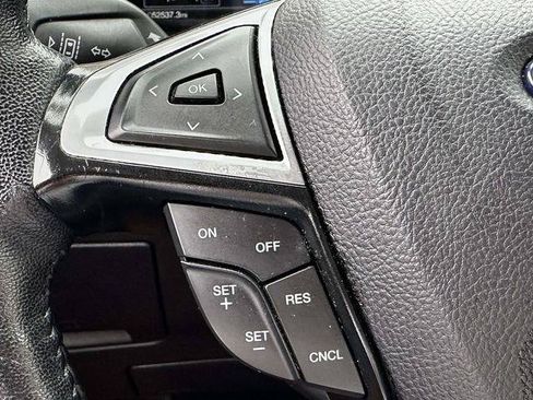Used 2023 Ford Edge SEL AWD/4WD image 23
