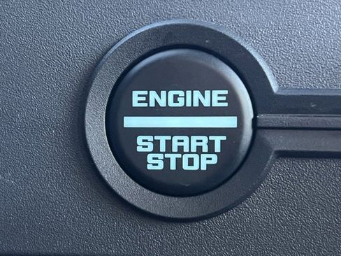 New 2025 Ford Bronco 4-Door image 12