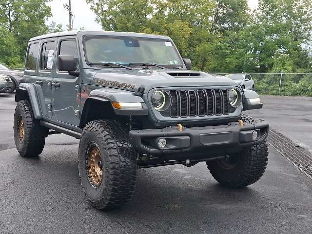 Used 2024 Jeep Wrangler Unlimited Rubicon 392 AWD/4WD image 2