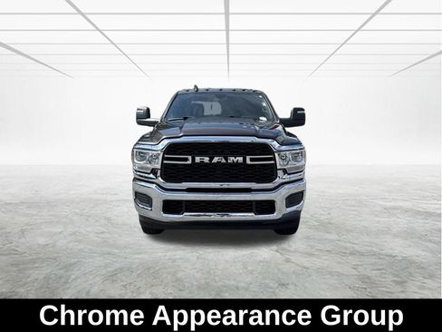 Used 2024 RAM 2500 Tradesman w/ Chrome Appearance Group image 10