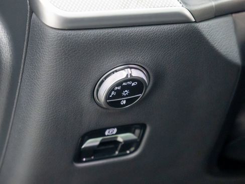 New 2025 Mercedes-Benz GLC 300 4MATIC image 21