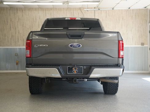 Used 2017 Ford F150 XLT RWD image 8