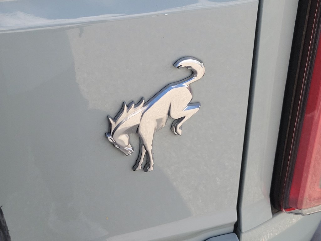 Used 2023 Ford Bronco Outer Banks AWD/4WD image 6